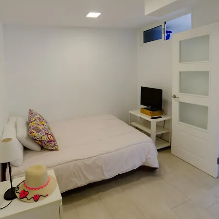 Mit Direktem Zugang Zur Strandpromenade Apartment San Agustin (Gran Canaria)